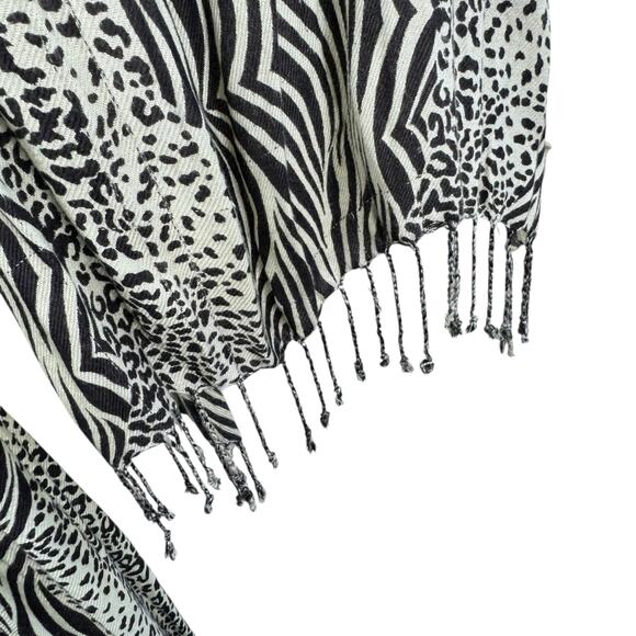 Black Cream Leopard Zebra Fringe 100% Viscose Lightweight Blanket Scarf - Picture 3 of 5